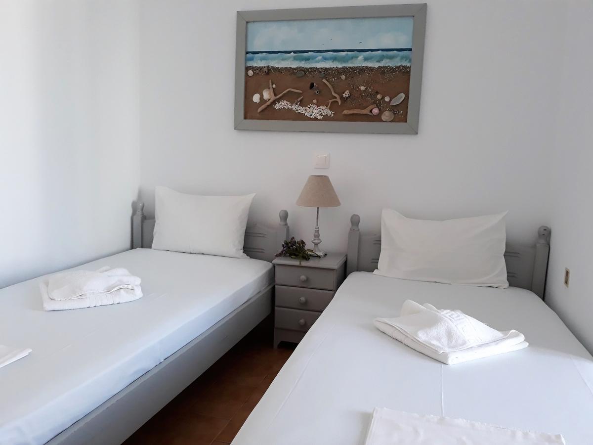 Katerina Rooms Tinos Екстер'єр фото